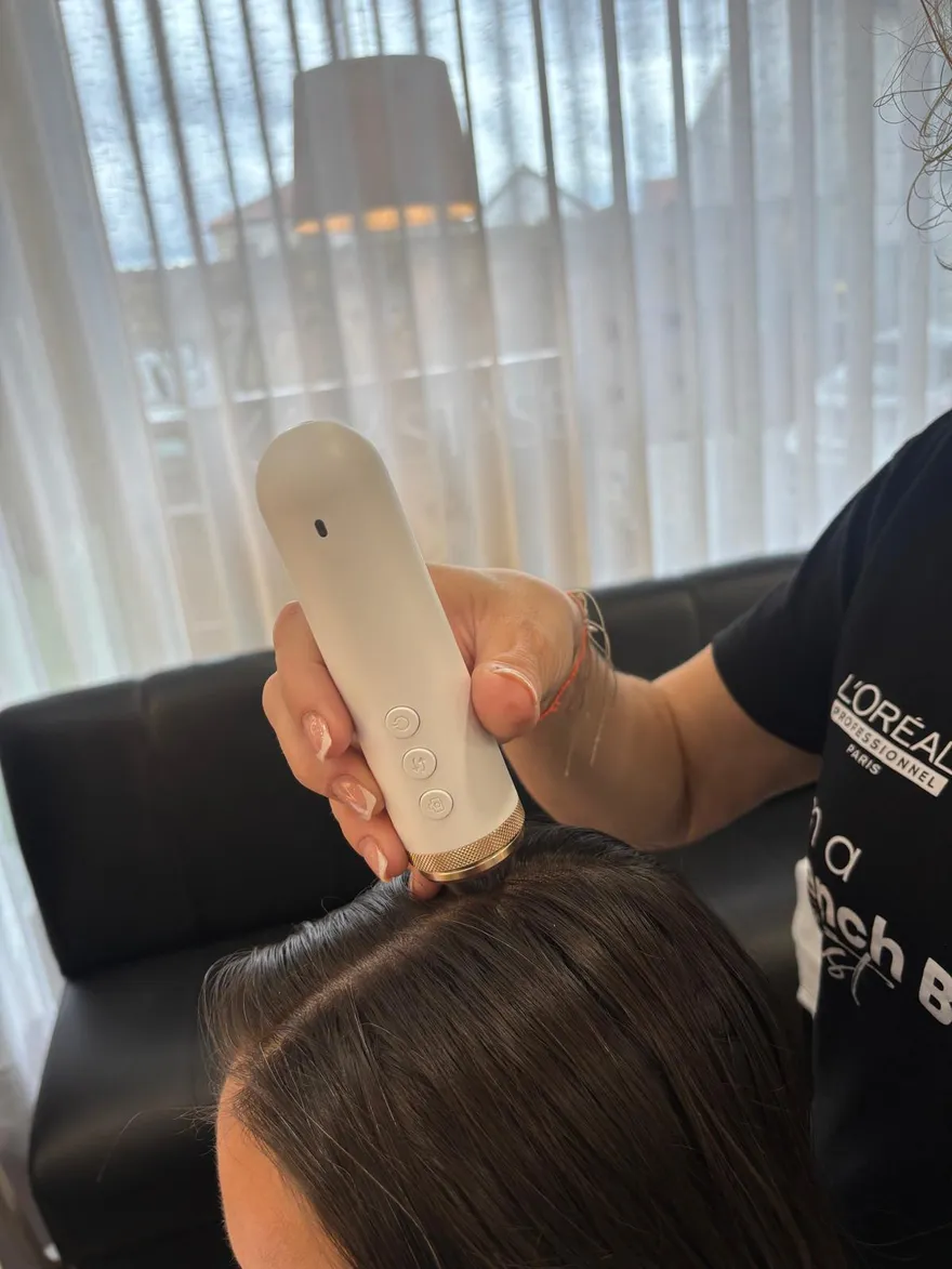 Análise detalhada do cabelo com o K-Scan